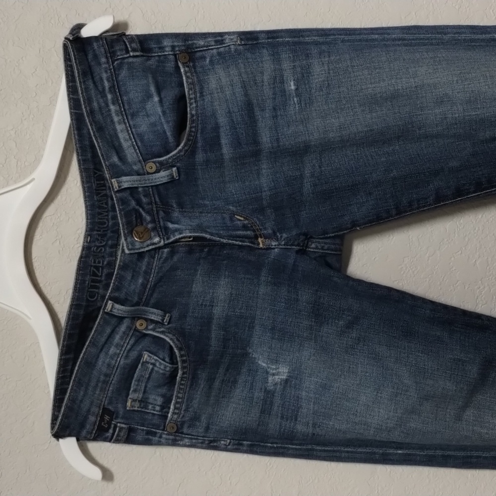 Citizens of Humanity Medium Wash Denim Jeans - Picture 2 of 9